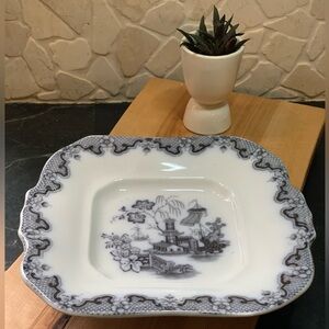 J & MP BELL & Co | Black Transfer Ware Square Bowl